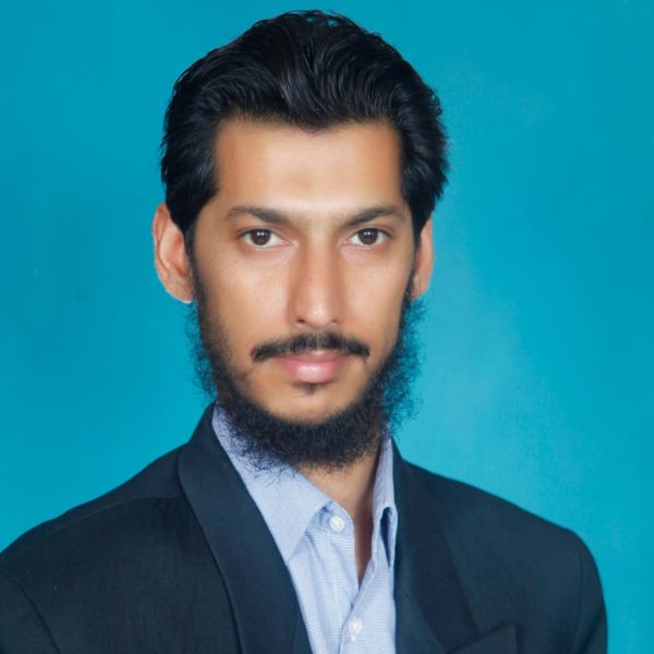 ammar majeed graphic desinger